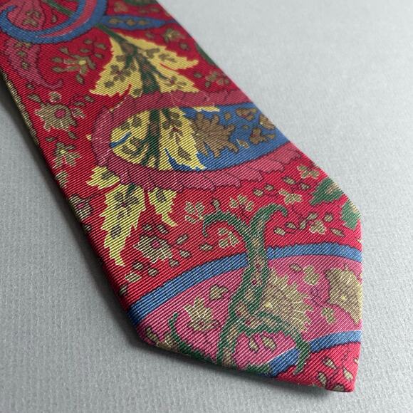 ETRO men's tie colorful red paisley Italy art to wear pattern silk
